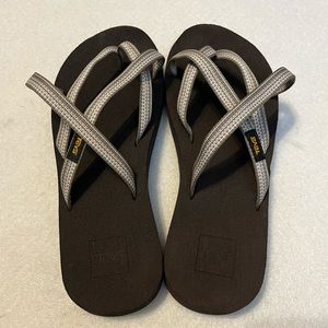 Teva‎ | Olowahu Sandal Brown Tan